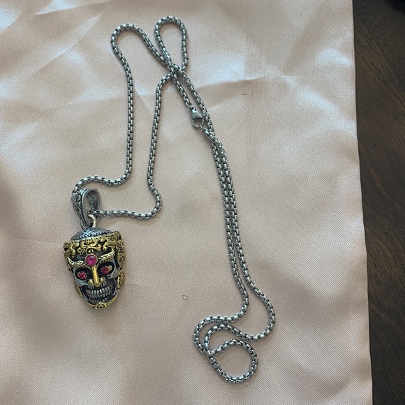 Necklace - Picture 5 of 8